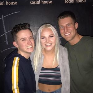 Meet your Posher, Carter